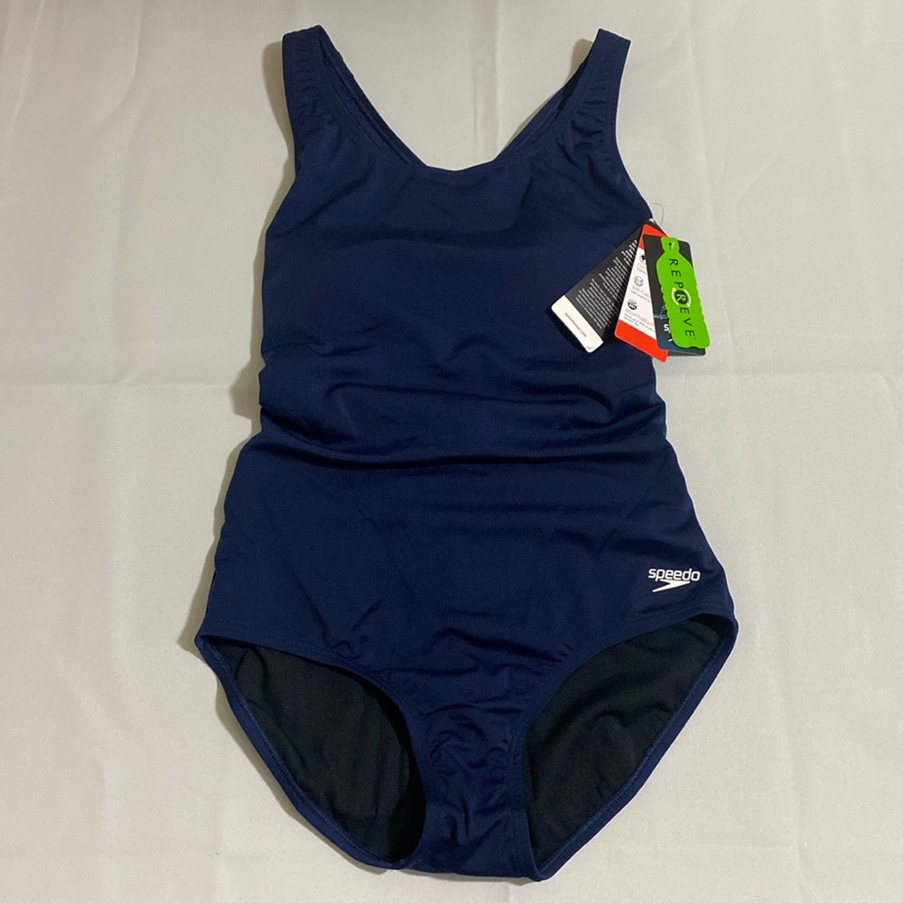 SPEEDO Endurance Ultraback Solid One-Piece Swimsuit w Contemporary Cut Size 6